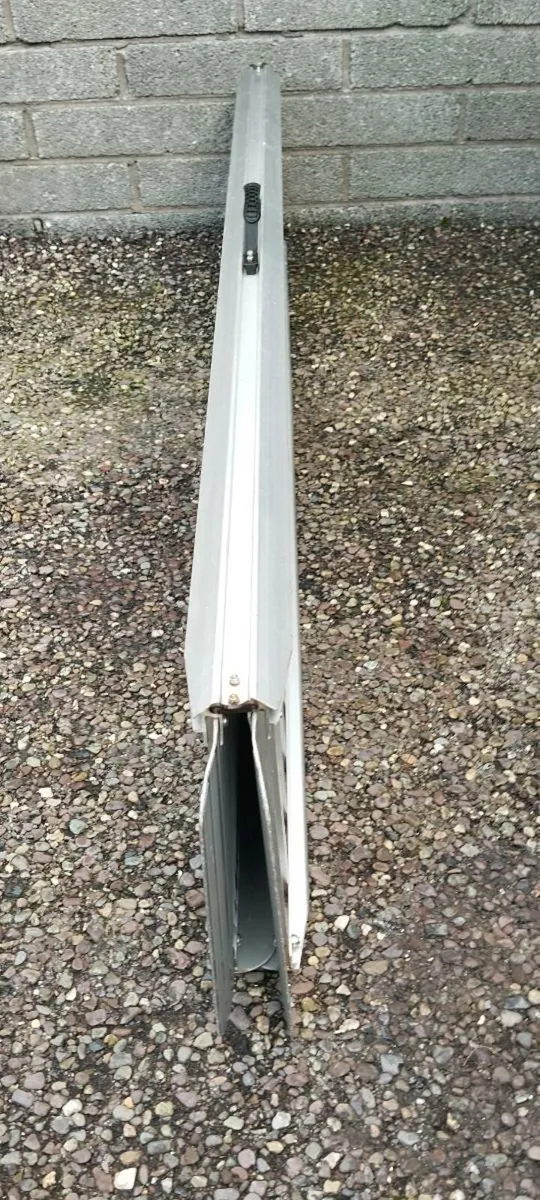 Light weight double ramps with hinge for sale - Image 3
