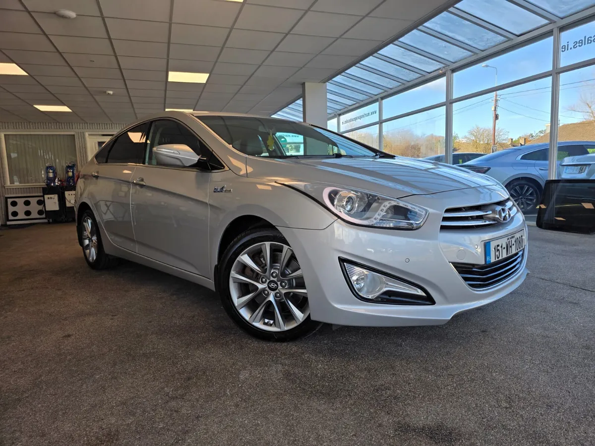 Hyundai i40 1.7 D Salon Executive Plus 2015 - Image 2