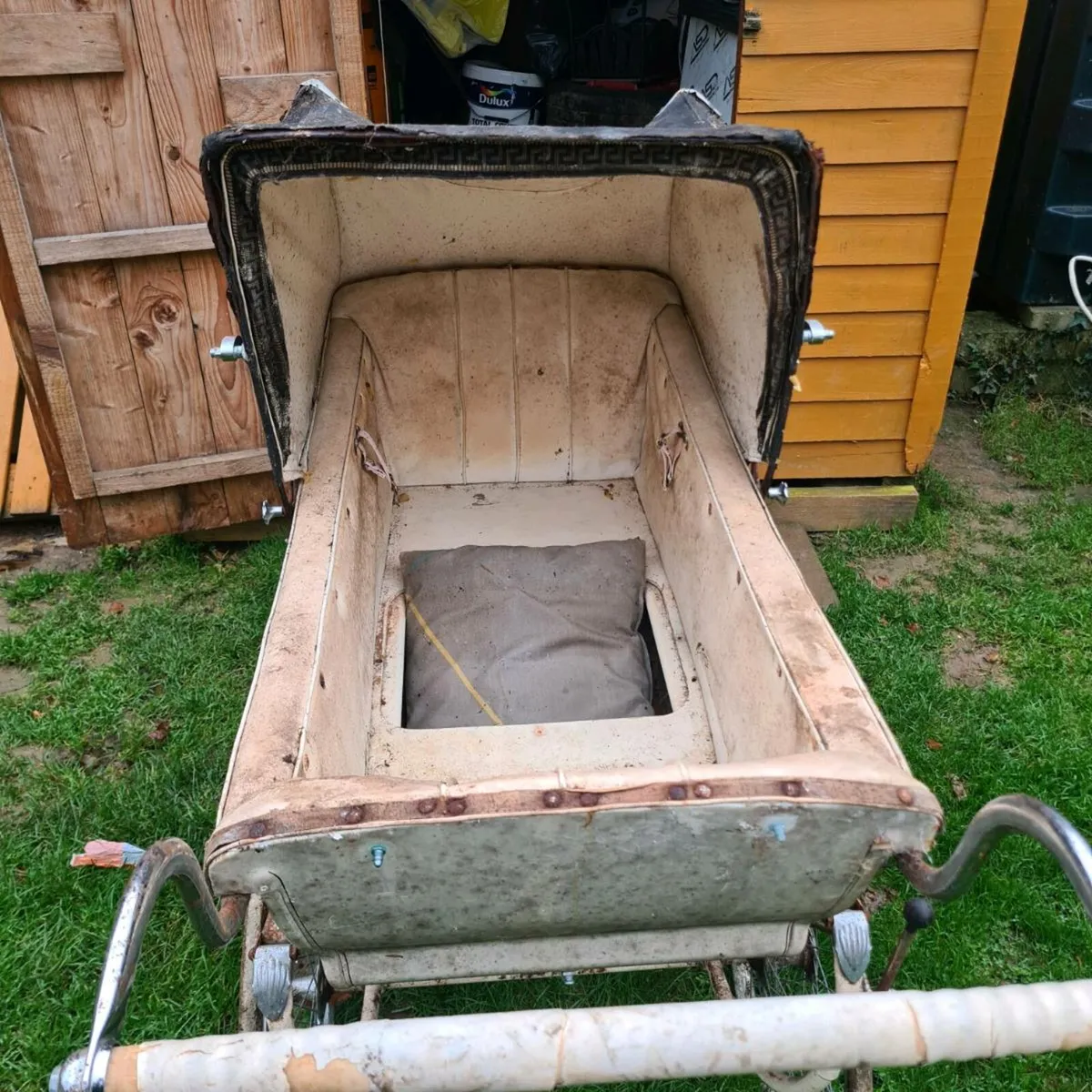 Antique pram for sale - Image 4