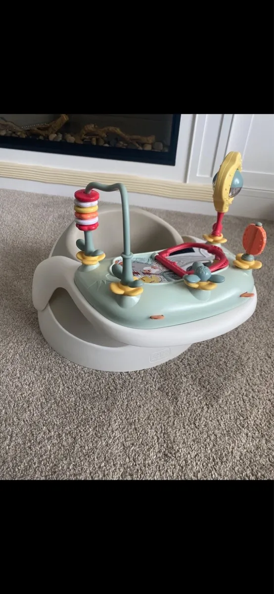 Mamas & Papas Baby Snug Seat and Activity Tray - Image 1