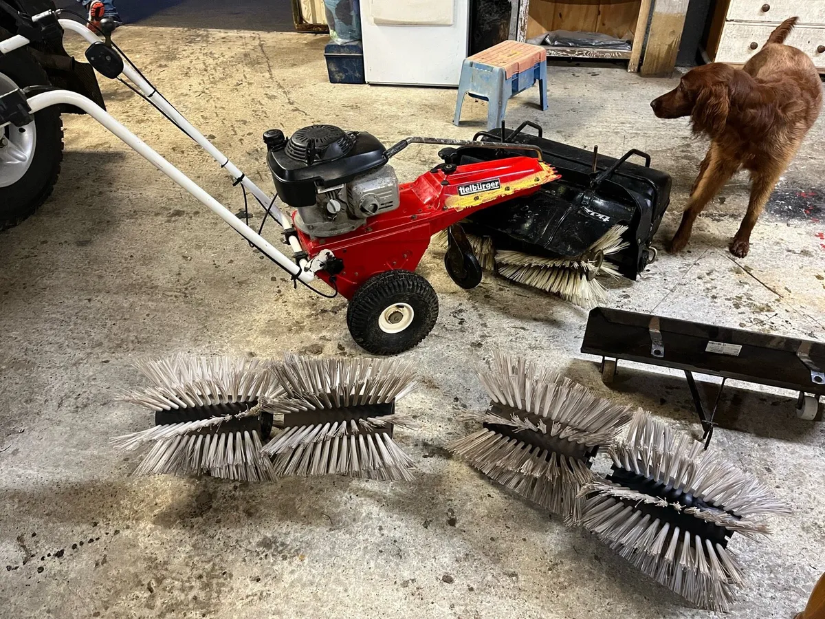 Tielburger yard sweeper - Image 2
