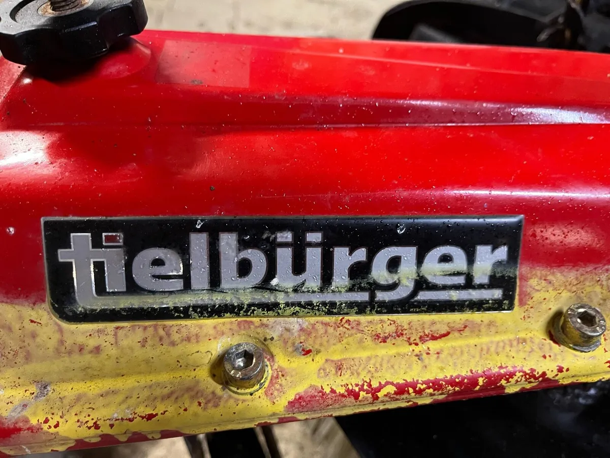 Tielburger yard sweeper - Image 4