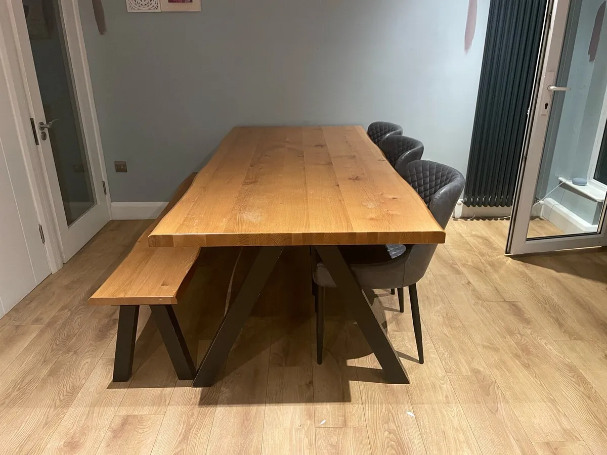 Dining table, chairs & bench - Image 1