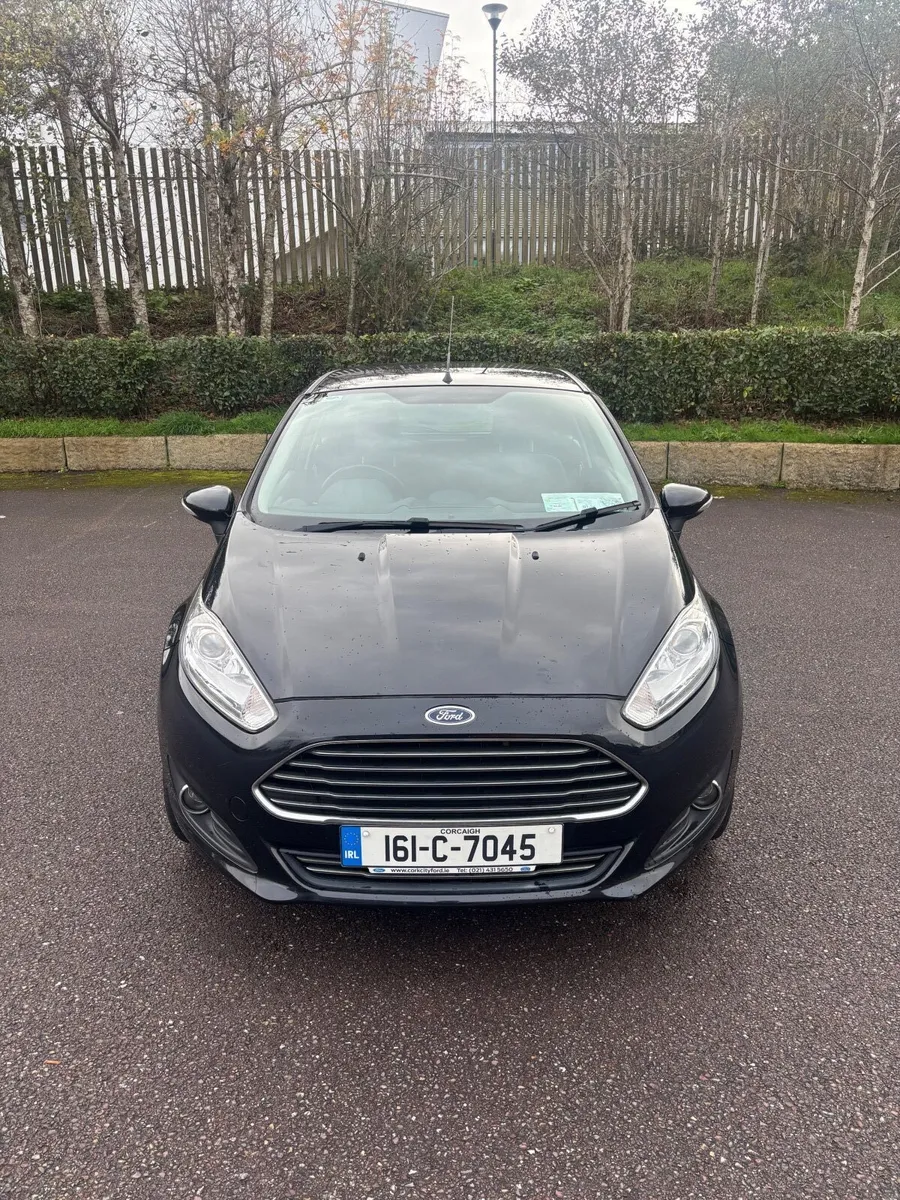 Ford Fiesta 2016 - Image 2