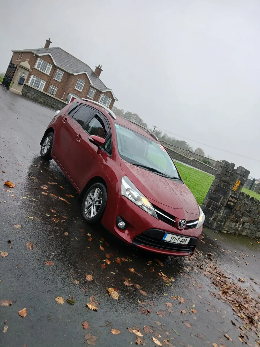 171 Toyota Corolla verso 1.6 D4D NCT/TAX mint - Image 1