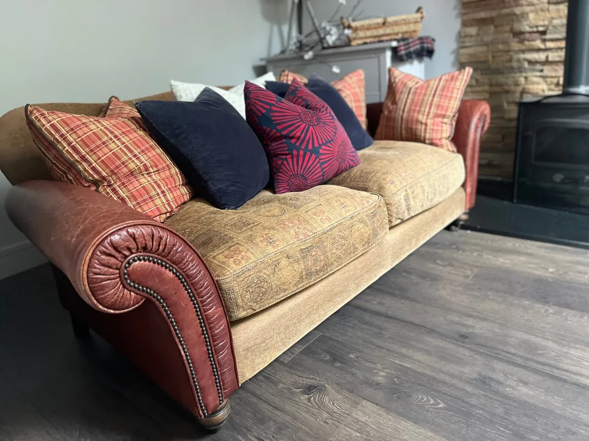 Tetrad Sofa - Image 3