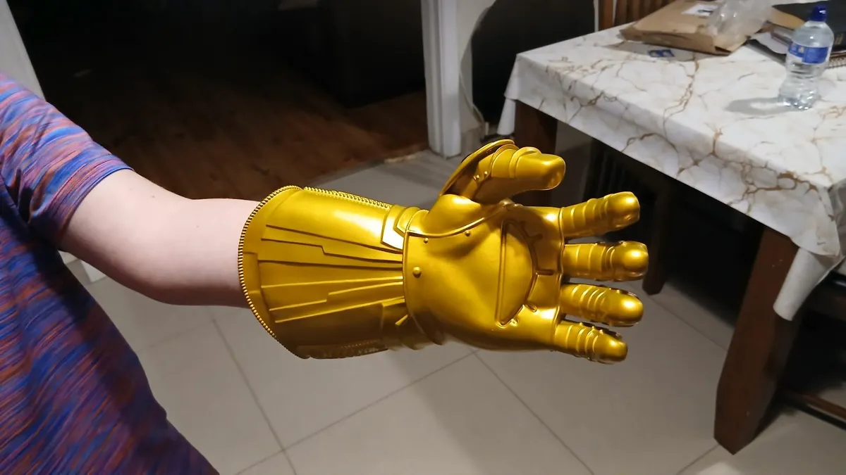 Thanos infinity gauntlet - Image 4