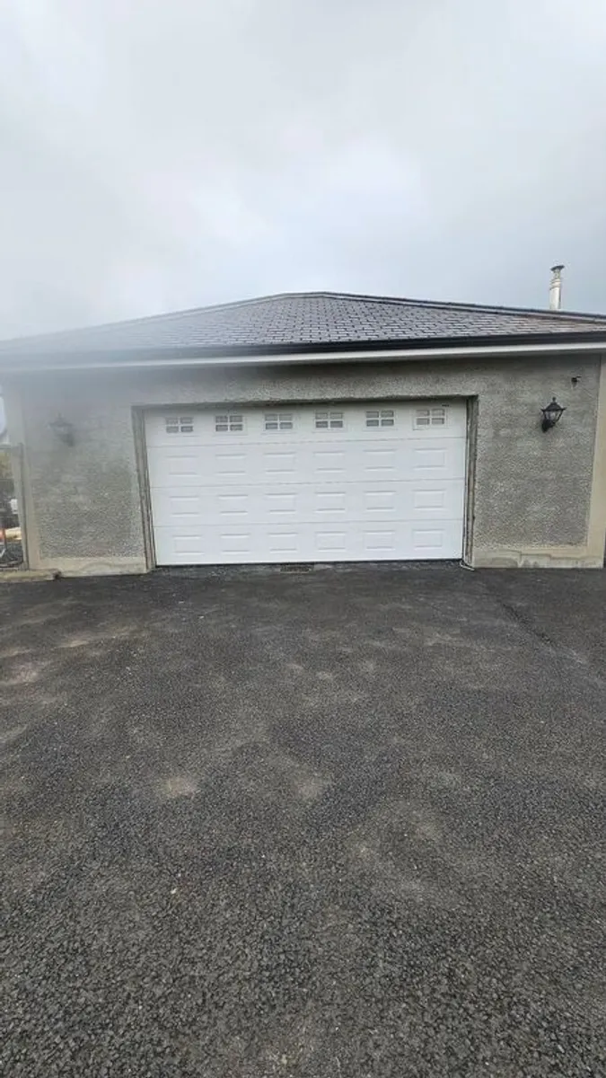 5m Wide Electric Garage Door, Standard Height, Excellent Condition - Image 1