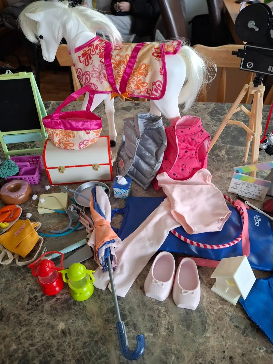 Toys - Image 3
