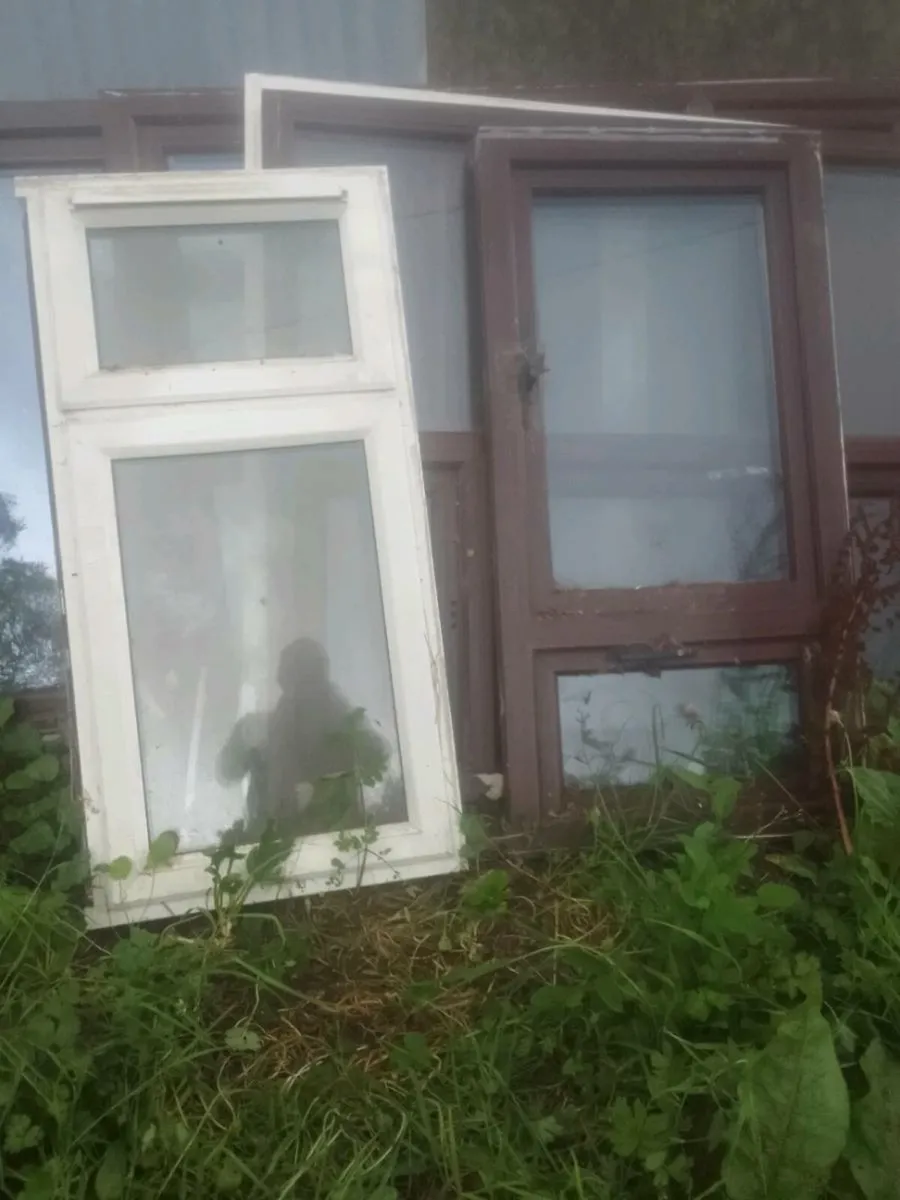 Windows and patio door for sale - Image 4