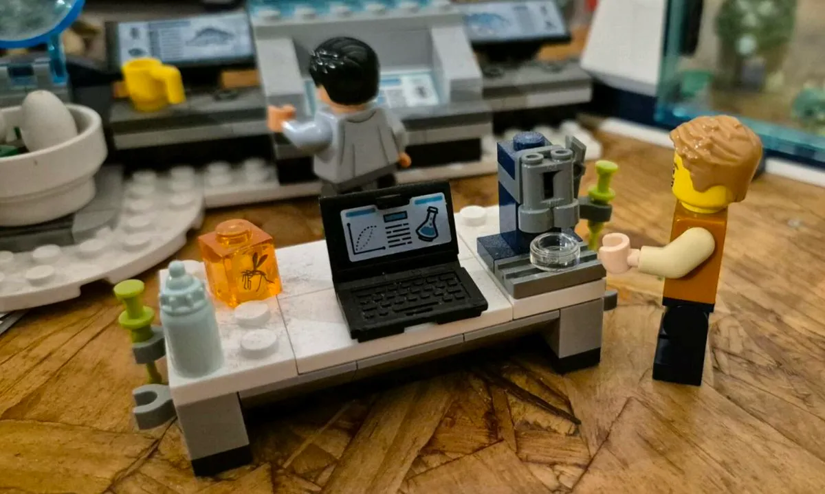Lego Jurassic World - Image 3