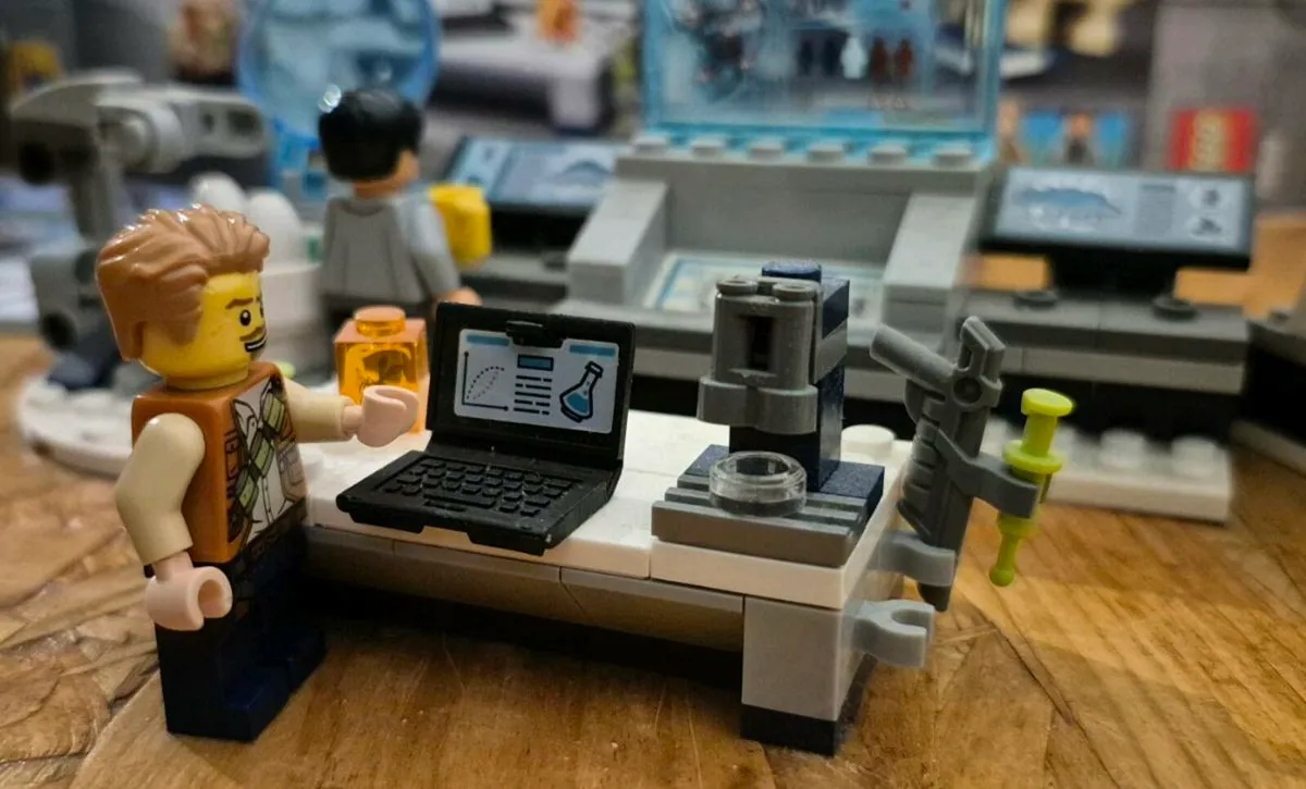 Lego Jurassic World - Image 4