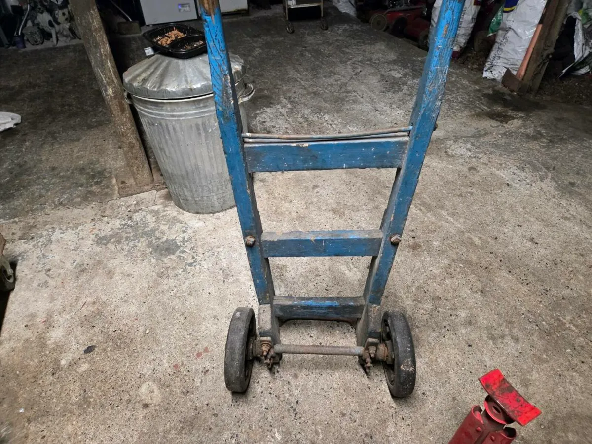 Vintage  sack trolley - Image 2