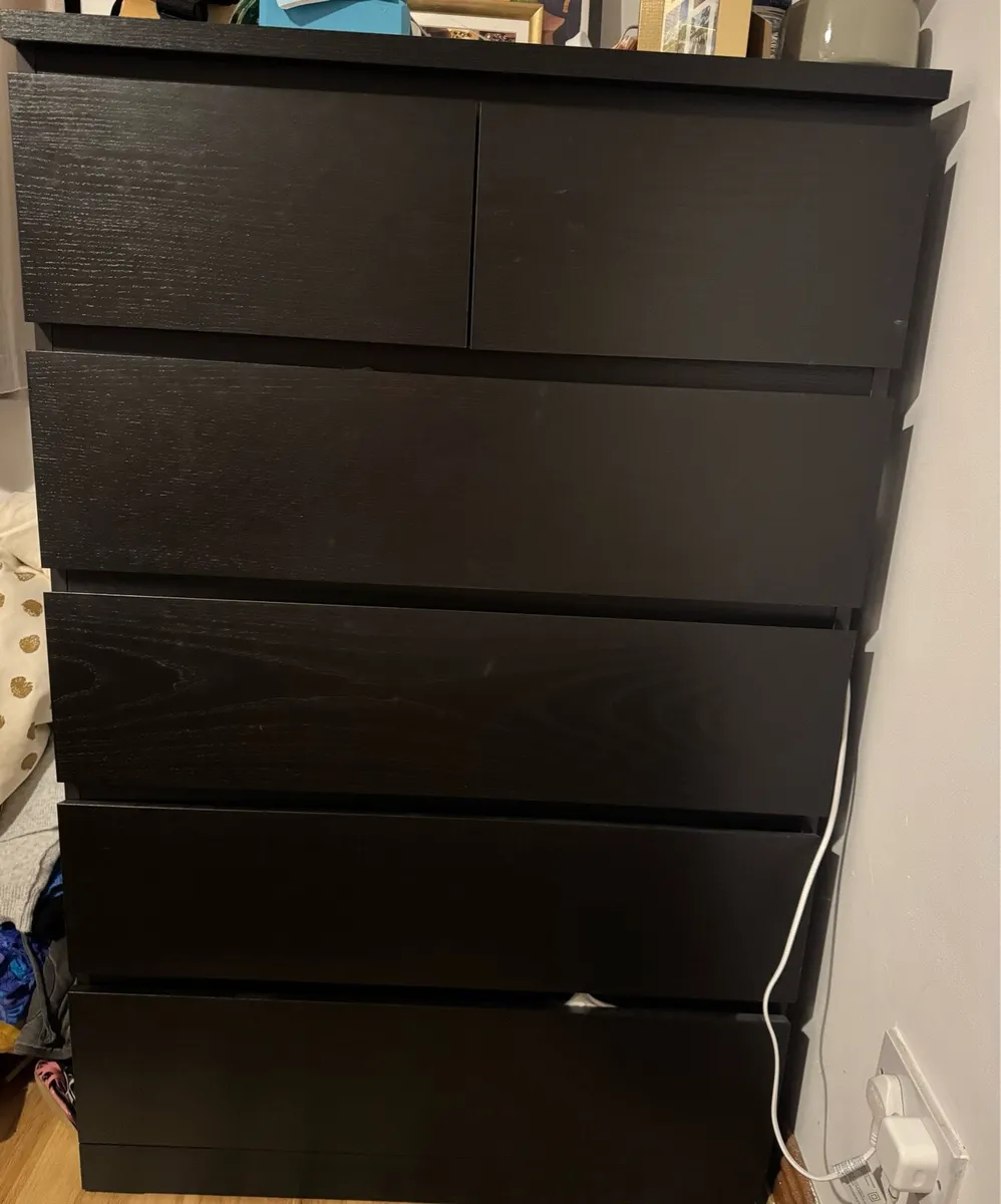 Malm cupboard - Image 1