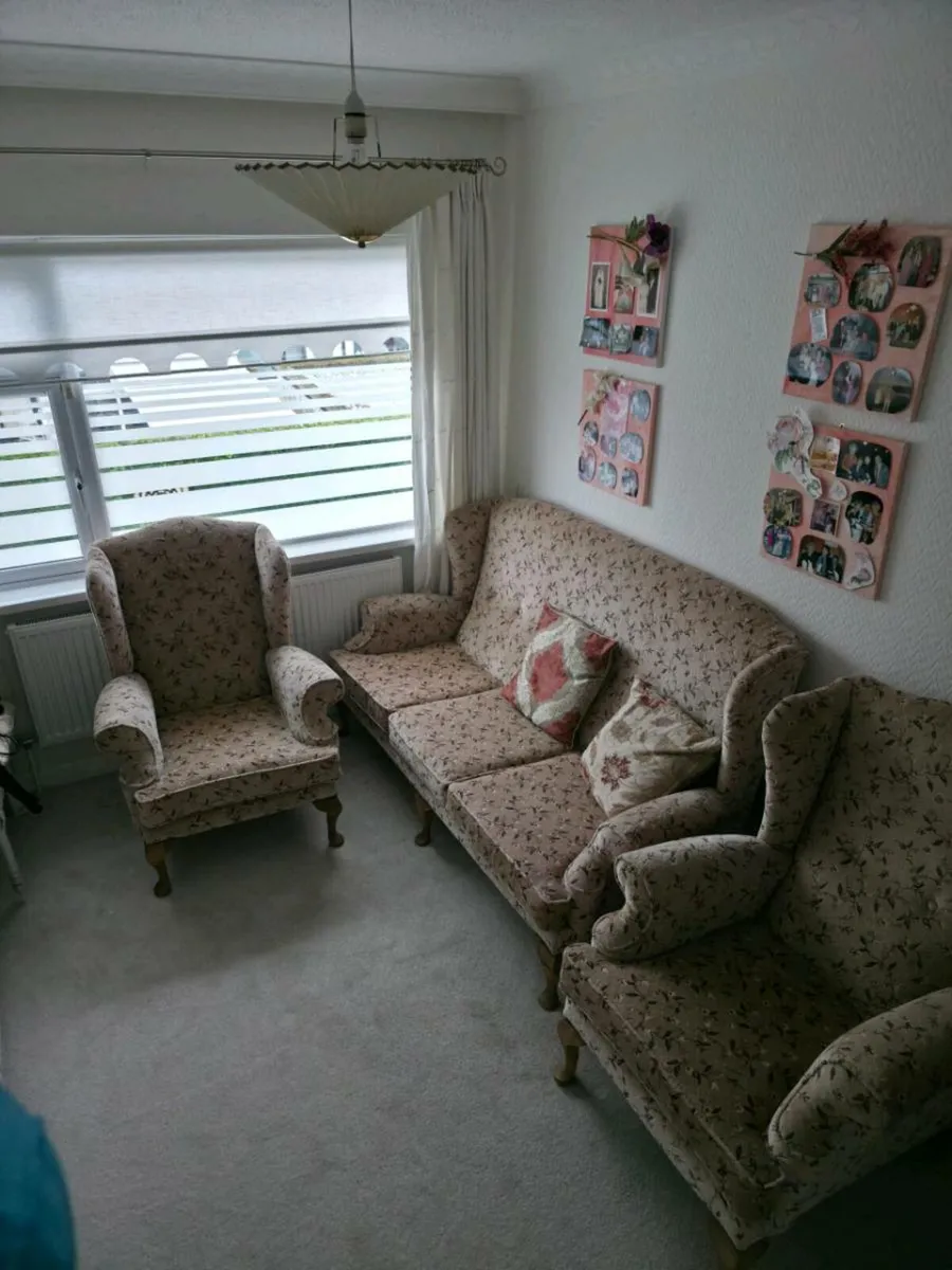Three Piece Suite - Image 1