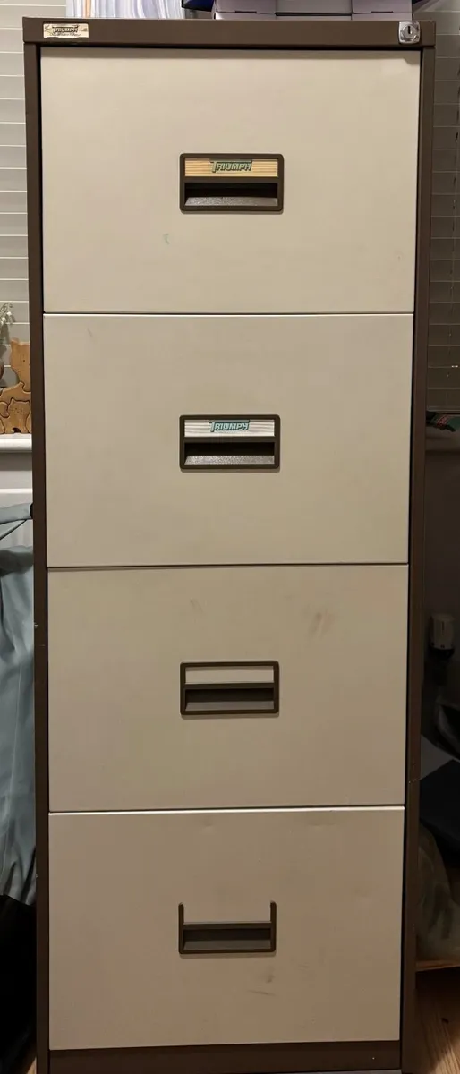 Filing cabinet - Image 1