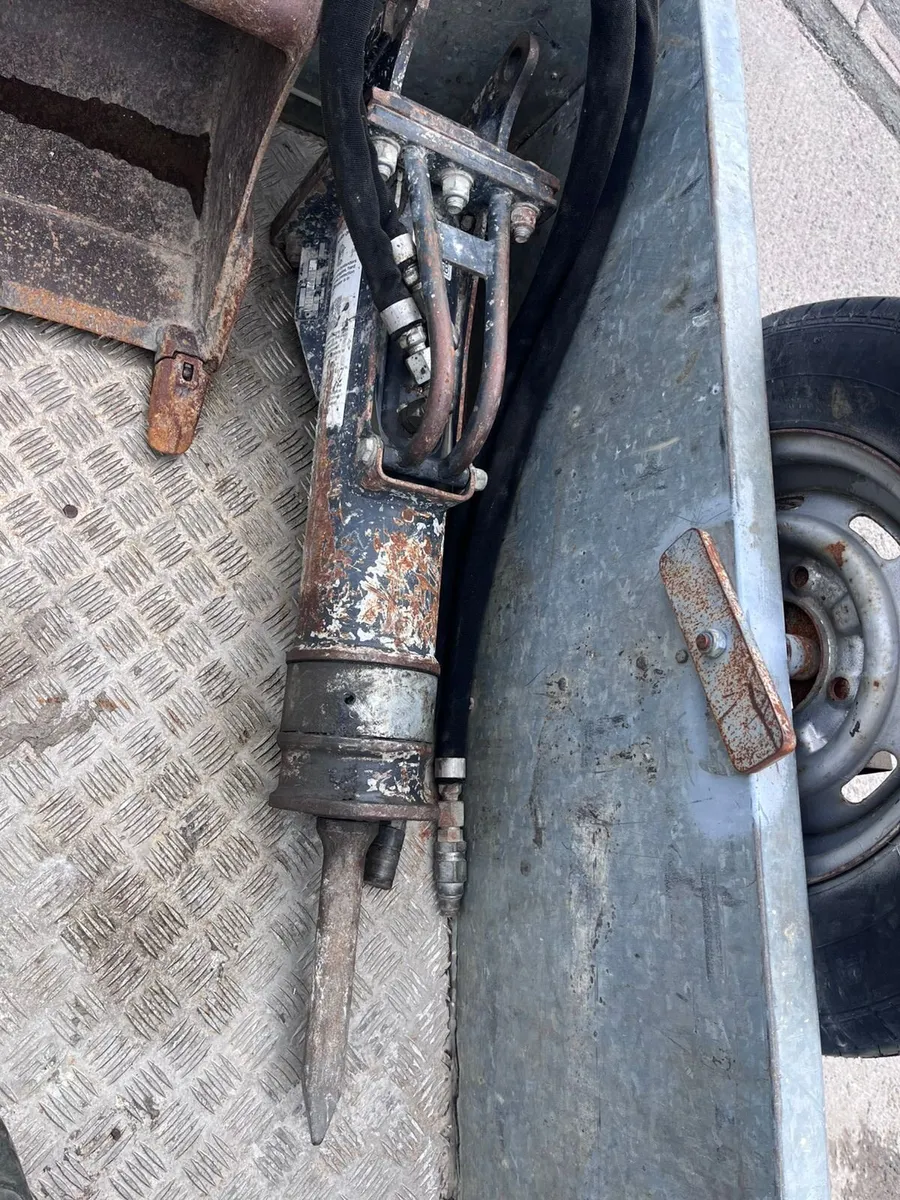 Bobcat Breaker - Image 1