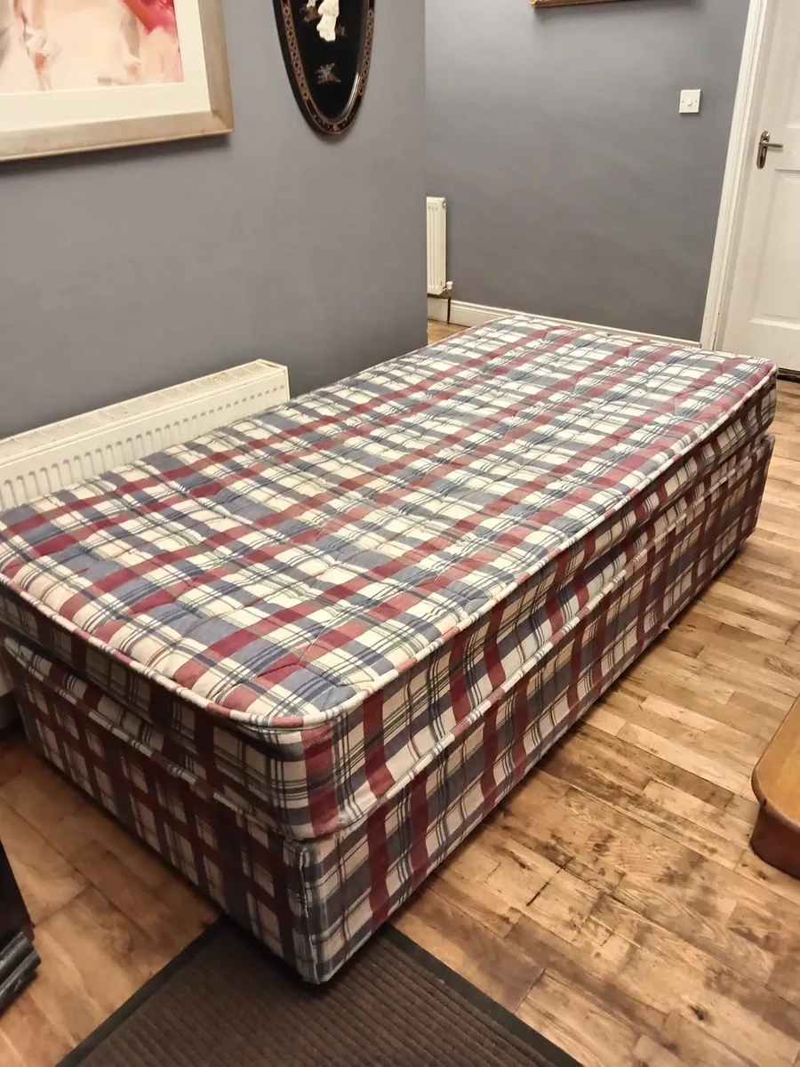 Single bed base and mattress - Image 2