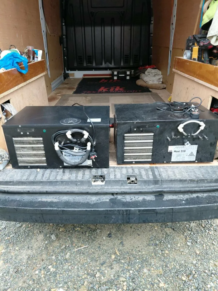 Bar pub Stools tables furniture view adds below - Image 1