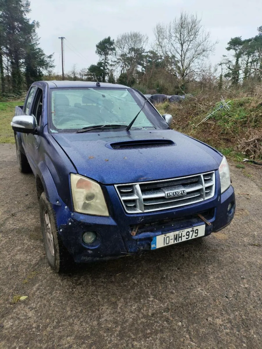 Isuzu D-max - Image 1