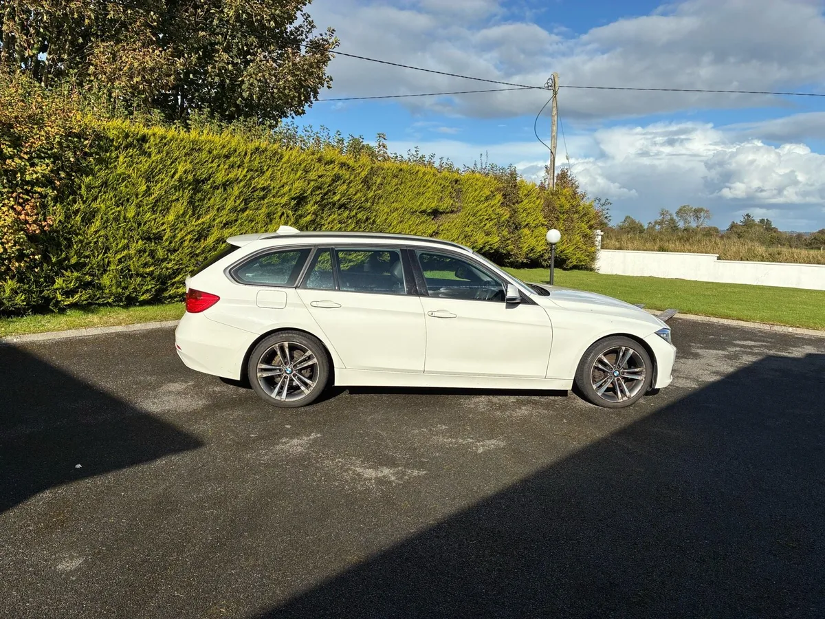 141 BMW 316 Diesel Estate - Image 1