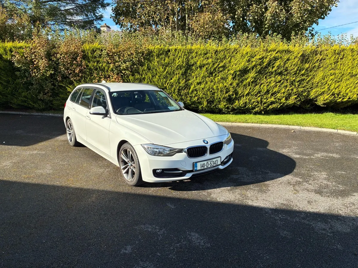 141 BMW 316 Diesel Estate - Image 2