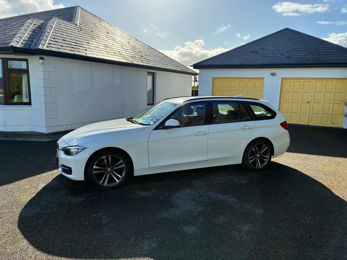 141 BMW 316 Diesel Estate - Image 4