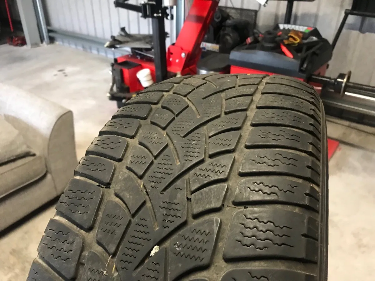Tyres 225/55-R17 - Image 4