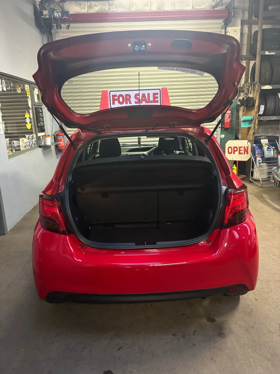 Toyota Yaris - Image 4