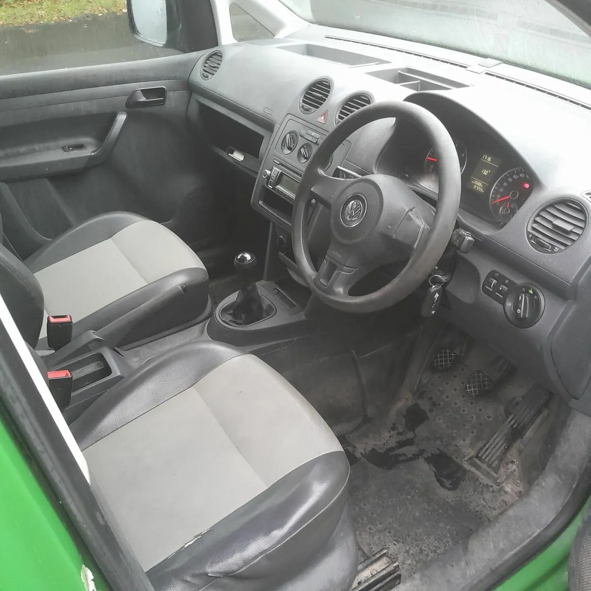 Volkswagen Caddy 2011 Long Test - Image 3