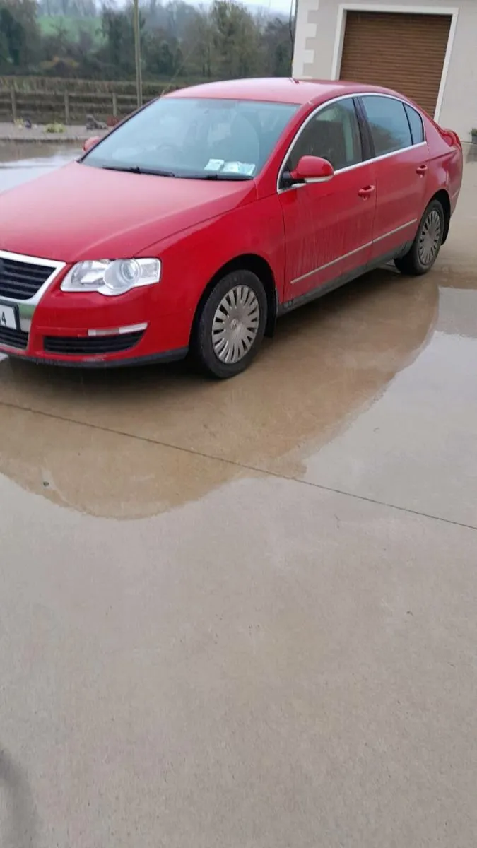 Volkswagen Passat - Image 2