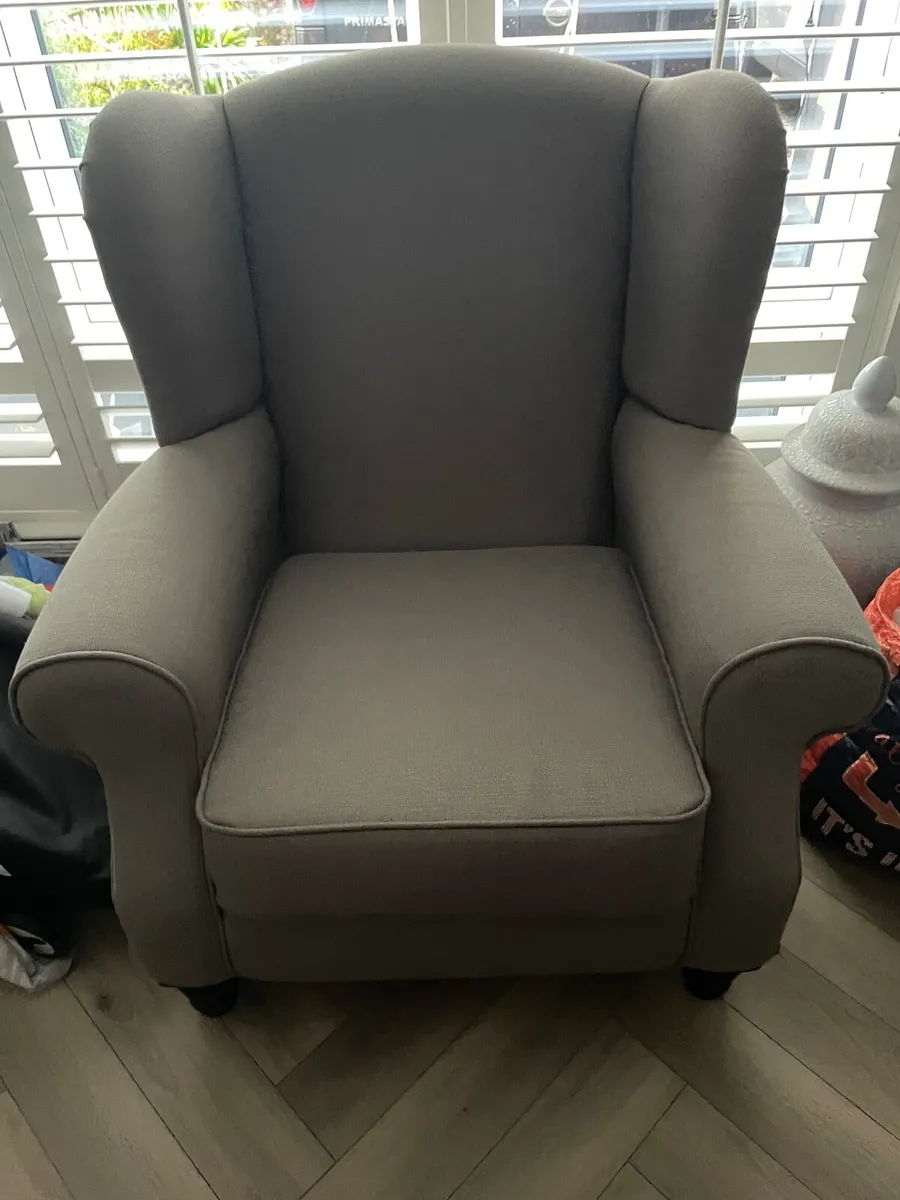 Queen ann chair - Image 1