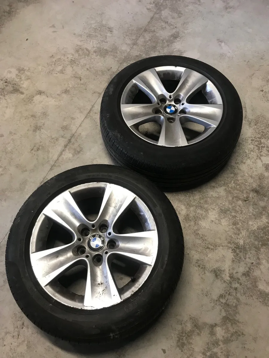 2x BMW 5 alloys - Image 1