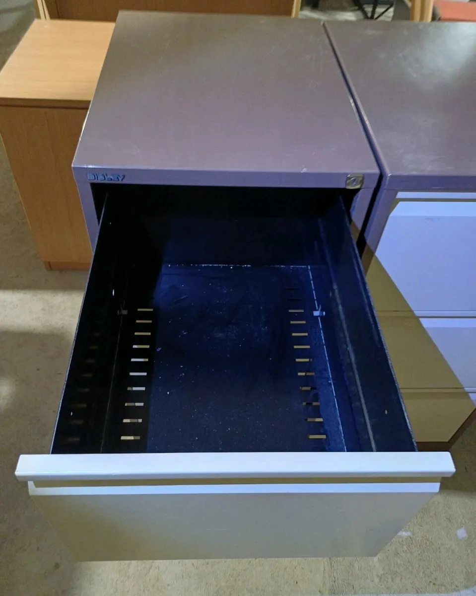 Bisley Steel Filing Cabinet - 3 Drawer - Image 3
