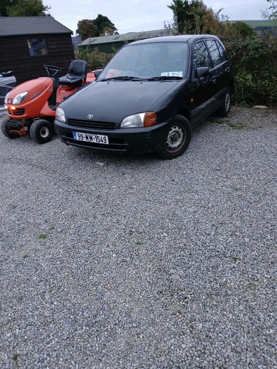Toyota starlet - Image 4