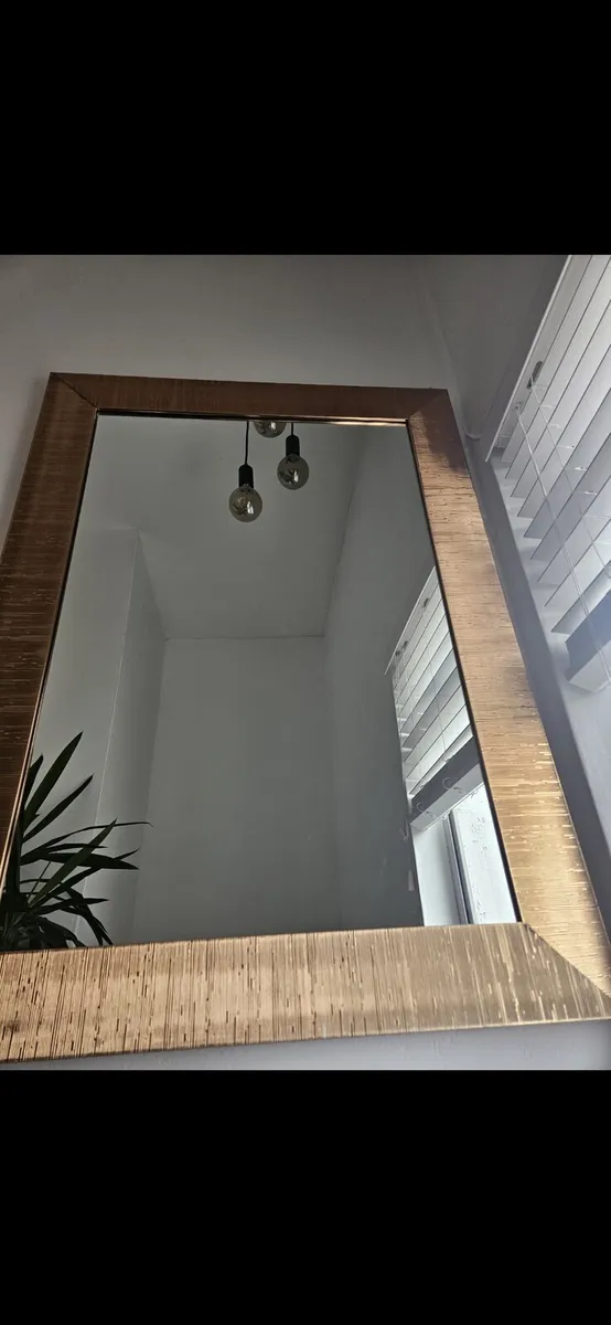 Mirror - Image 1
