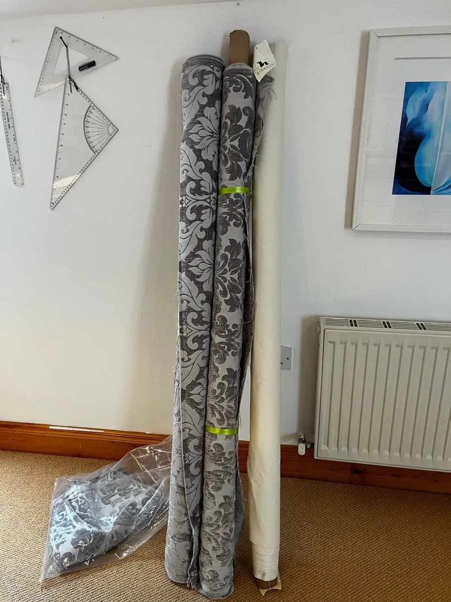 Spare fabric and blackout fabric - Image 1