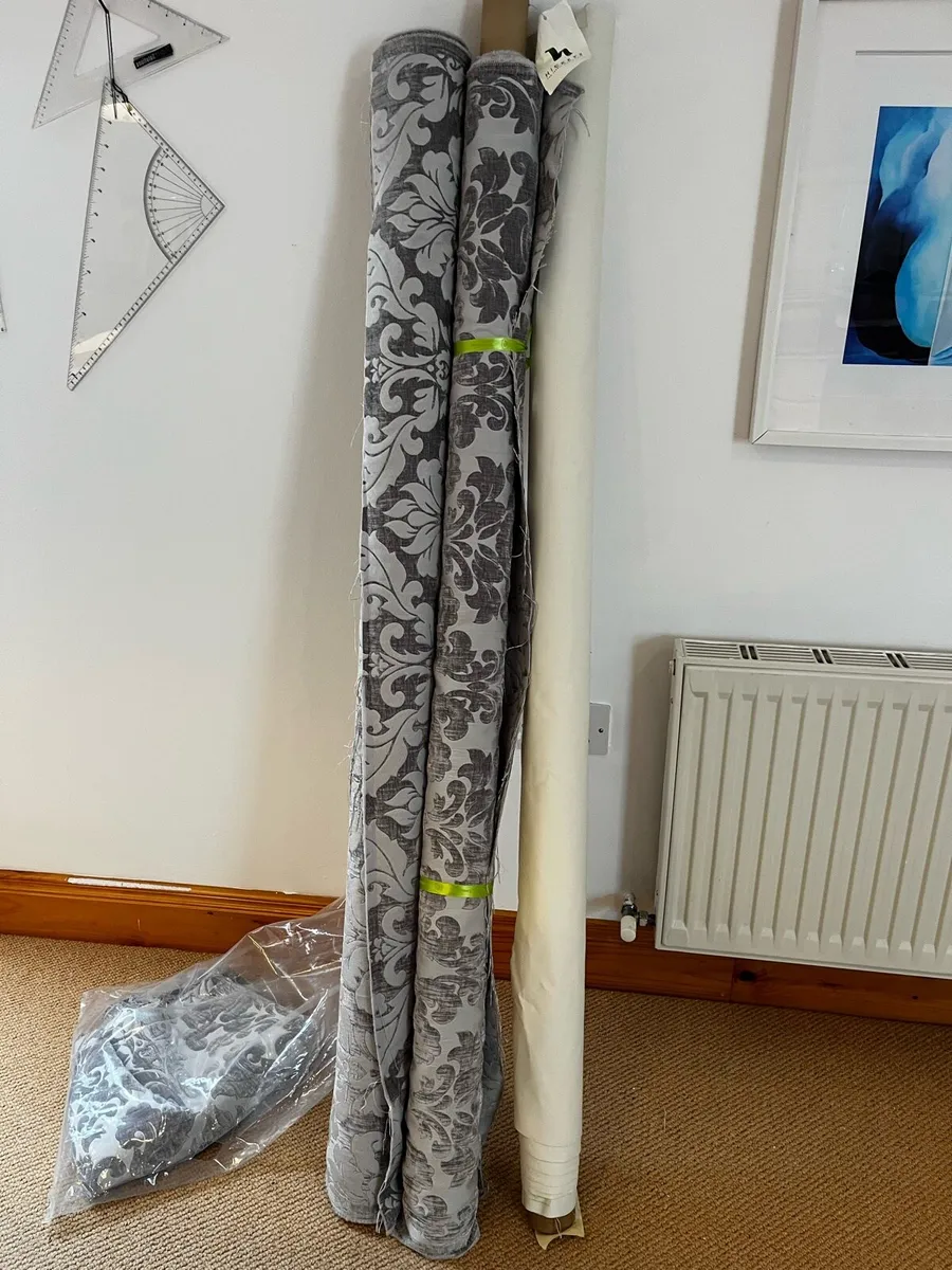 Spare fabric and blackout fabric - Image 2