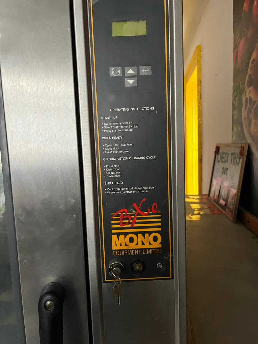 Commercial Oven - Image 4