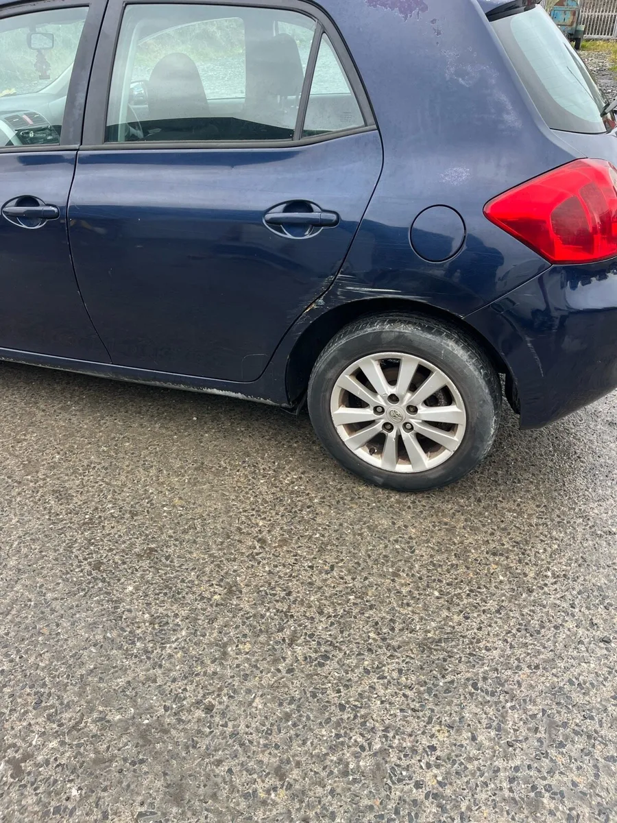 Toyota auris - Image 3