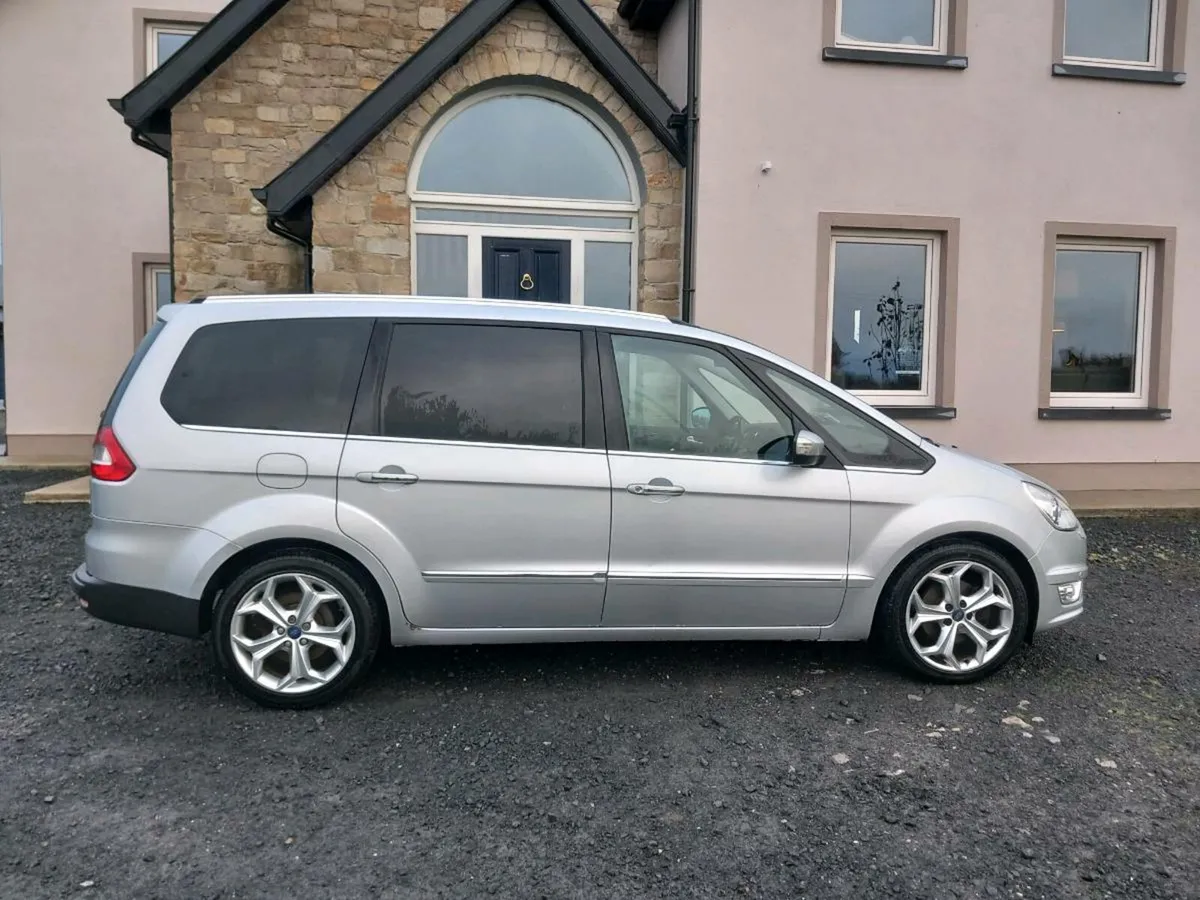 Ford Galaxy Titanium X-Pano roof/Black leather etc - Image 3