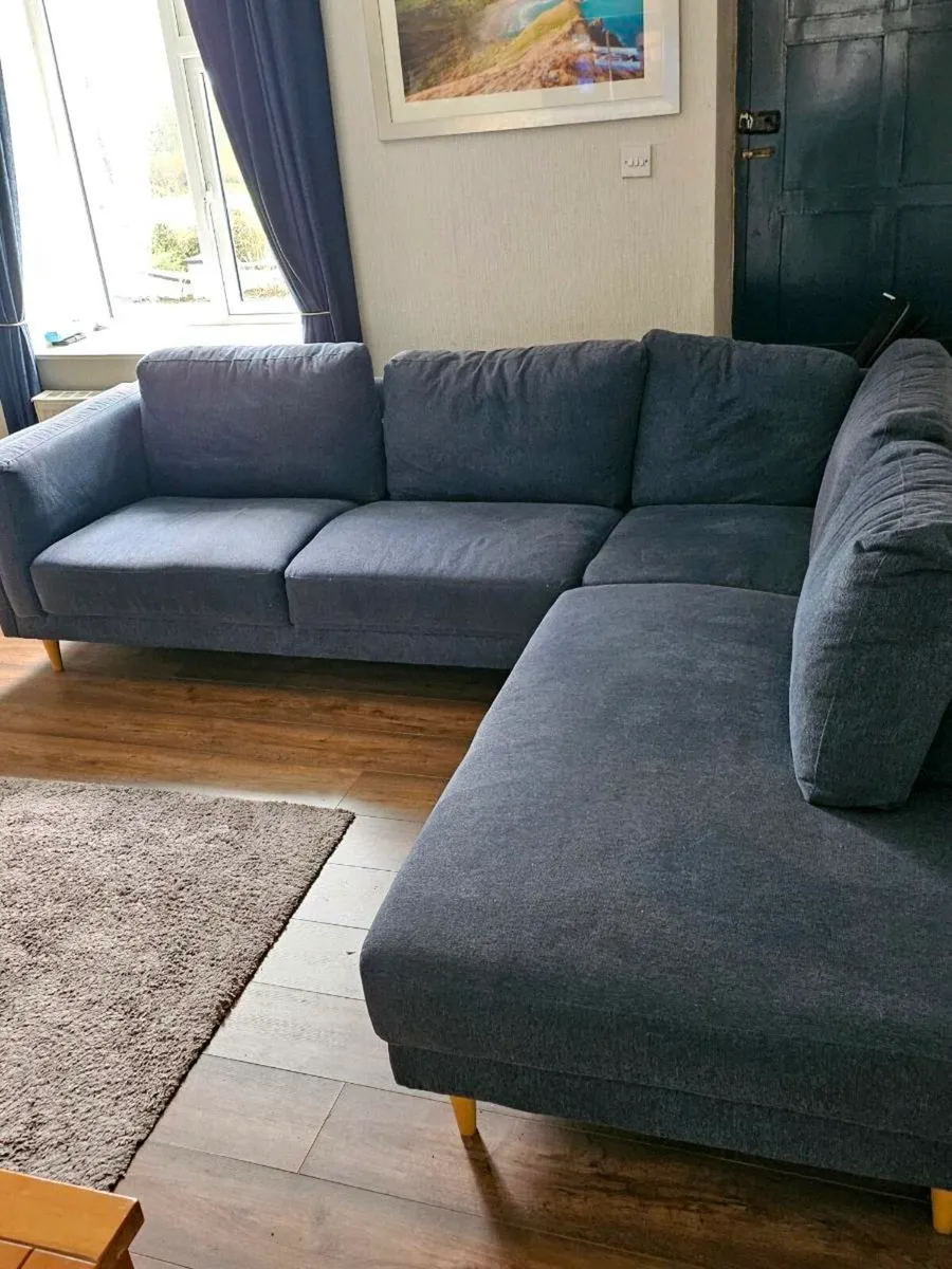 Corner sofa - Image 1