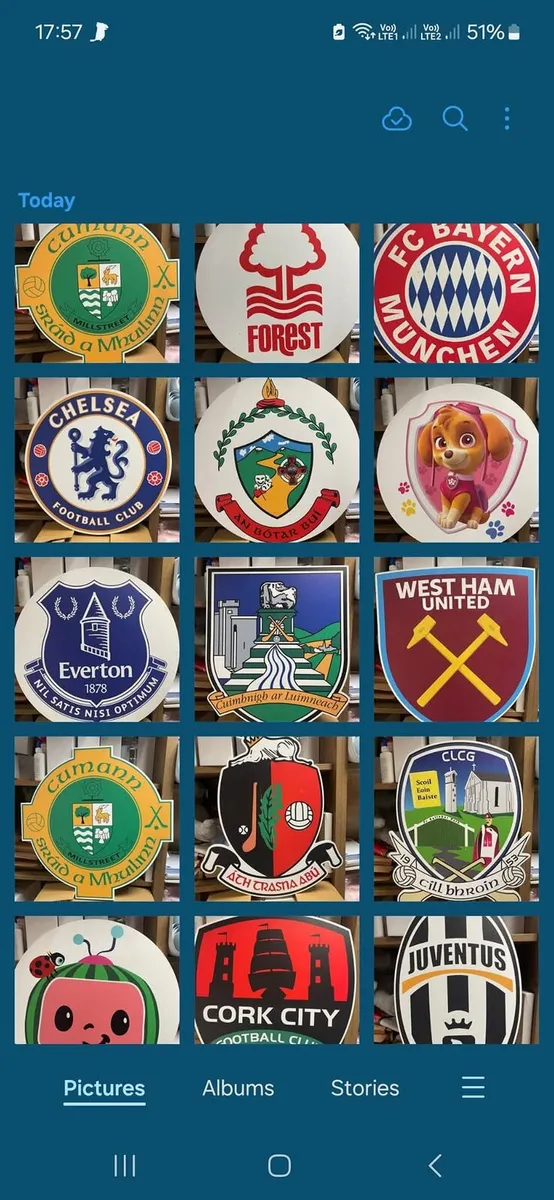 Job Lot of Wall Plaques