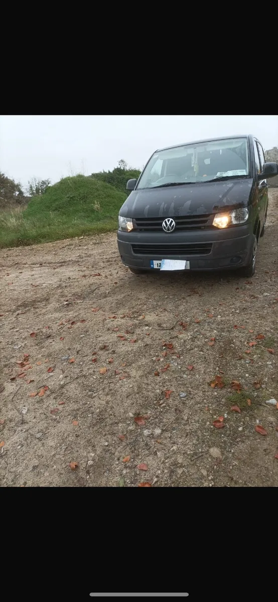 Volkswagen Transporter 2012 - Image 2