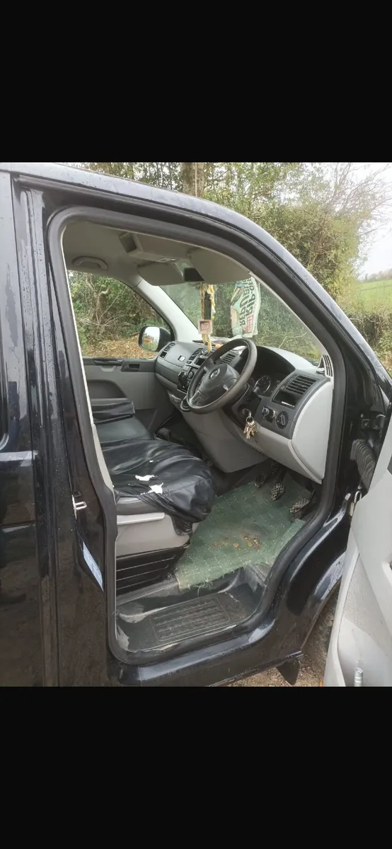 Volkswagen Transporter 2012 - Image 4