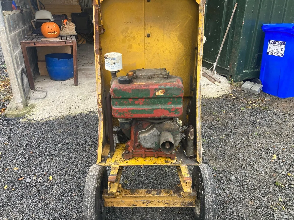 Cement mixer - Image 2