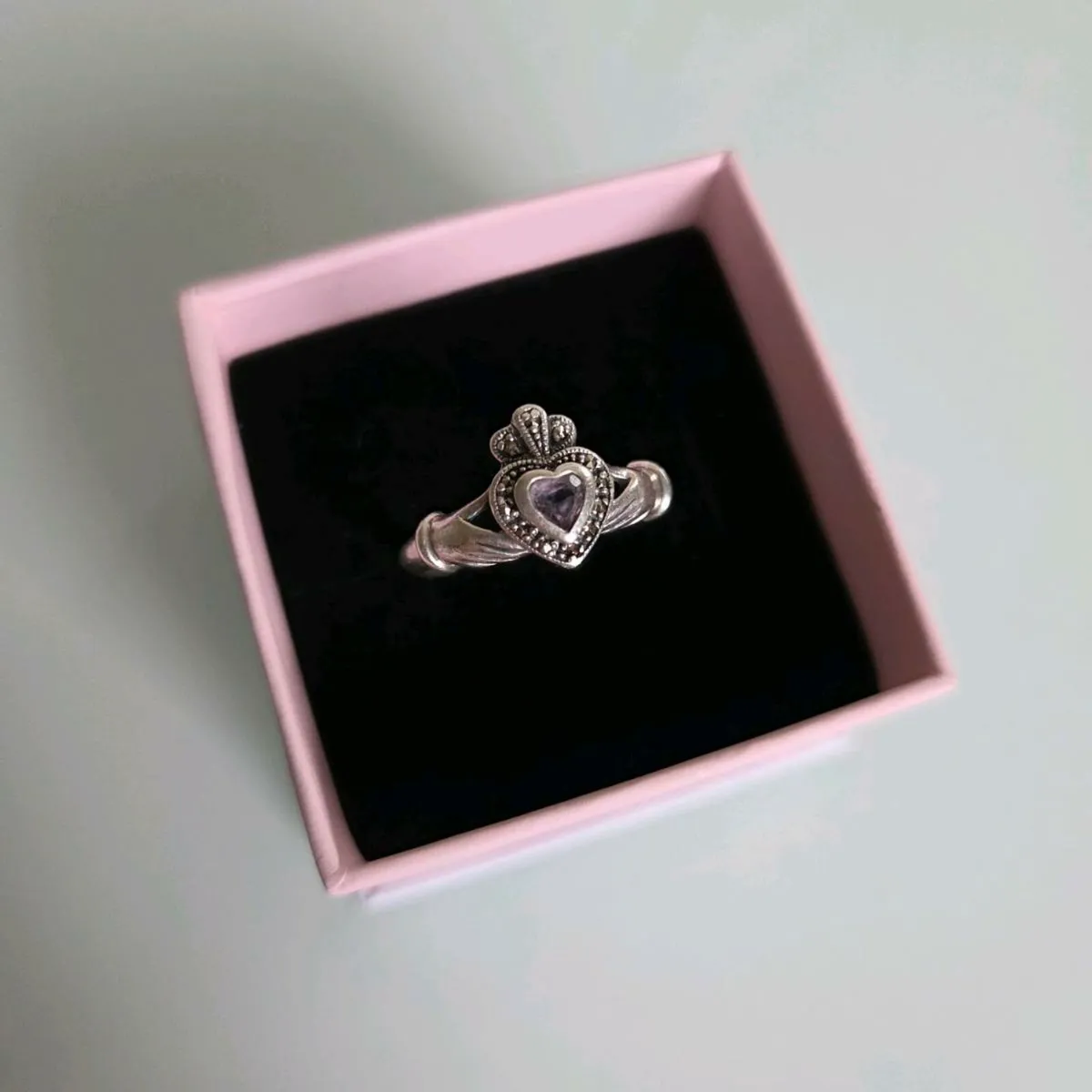 Celtic gladdagh ring centre light purple stone - Image 2
