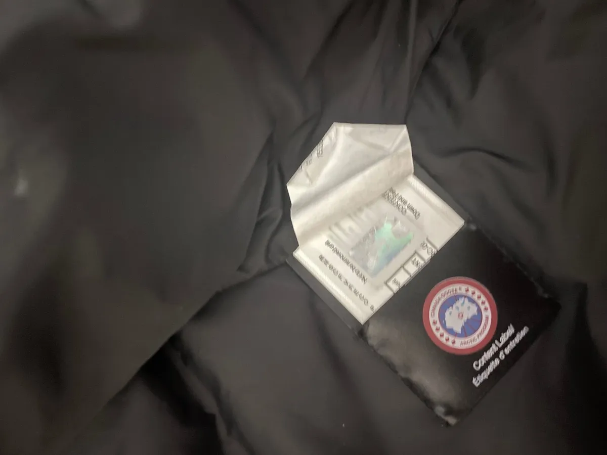 Canada goose jacket - Image 2