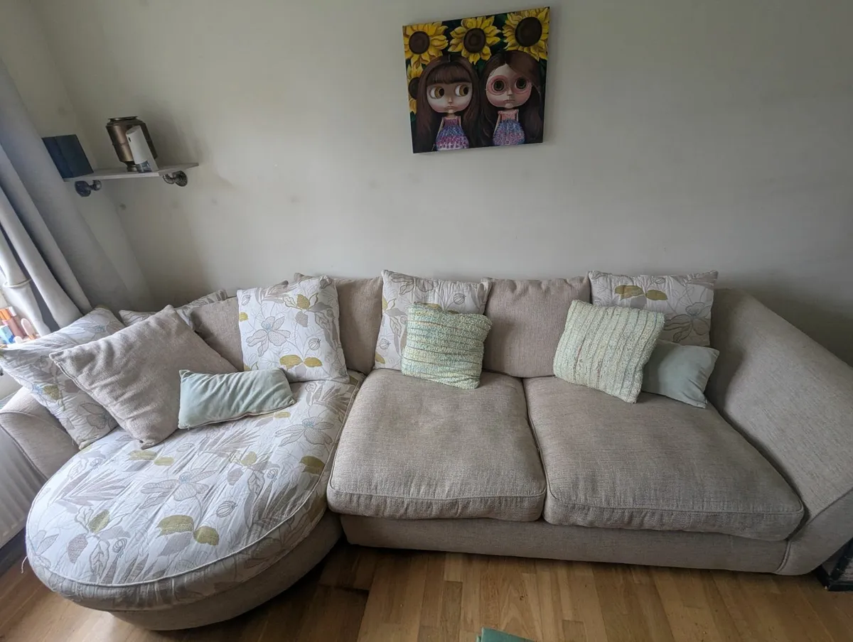 Free Couch - Image 3