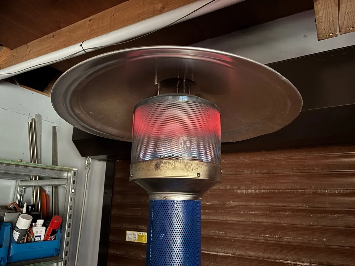 Outdoor gas patio heater - Image 2